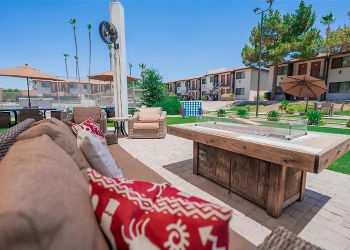 109 Fully Furnished 1br Suite-prime Location Apartament