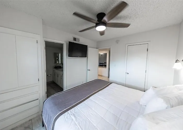 Apartament 109 Fully Furnished 1br Suite-prime Location *